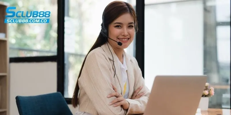 Gửi Email nhanh đến bộ phận chăm sóc của sân chơi